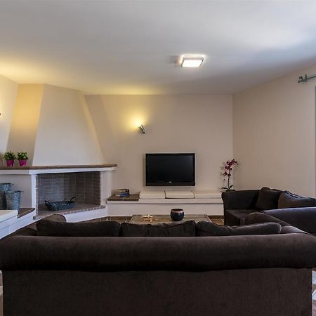 Electra Beachfront Villa 크라니디 외부 사진